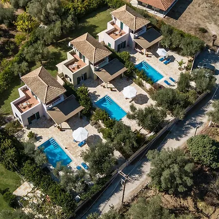 Villa Rodi-poros Village *