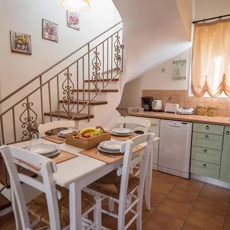 Rodi-poros Village Mikros Gialos