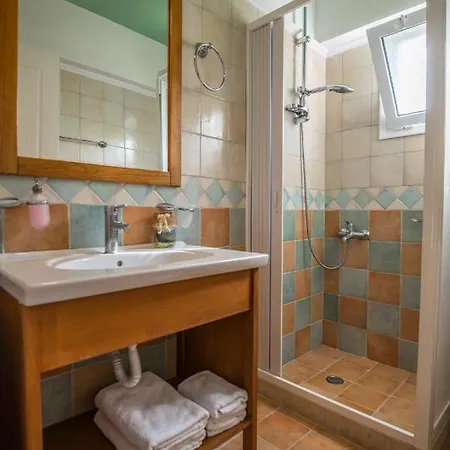 Rodi-poros Village Villa *