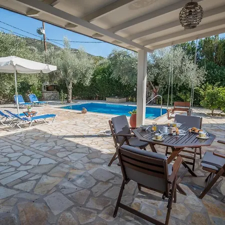 Rodi-poros Village *