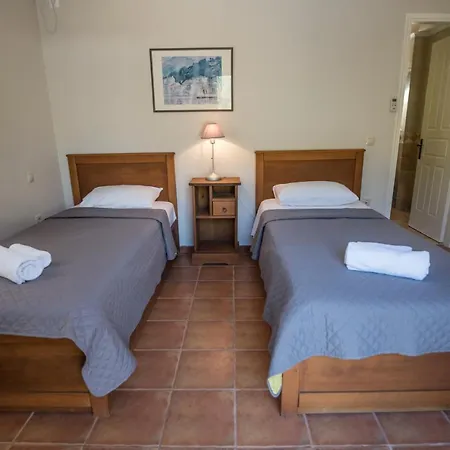 Rodi-poros Village *