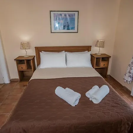 Rodi-poros Village *