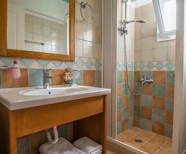 Rodi-poros Village Villa *